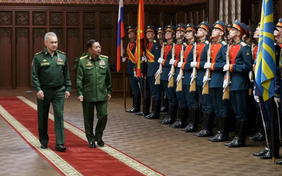 Nga vượt Trung Quốc về mức độ tích cực chìa tay với nhà cầm quyền quân sự Myanmar